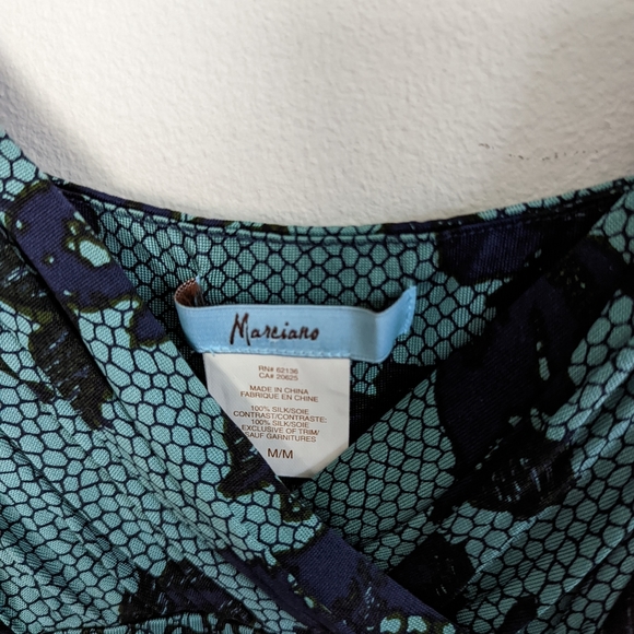 Marciano Silk top size: S - Picture 2 of 3